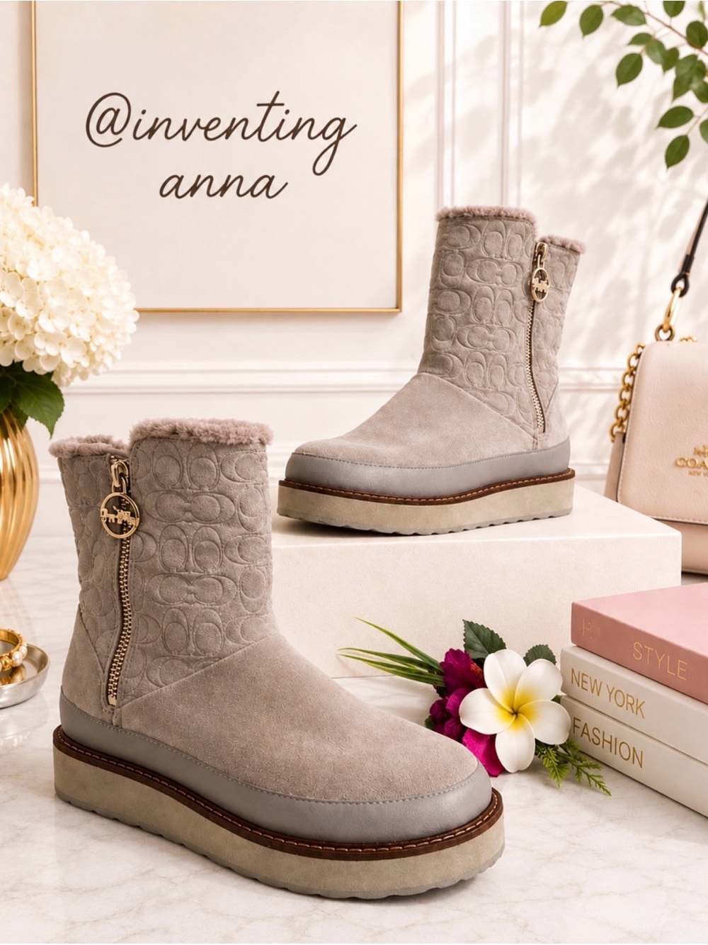 COACH Gray Suede Leather Boots w/Faux Fur Lining Tread Soles & Silver Hardware